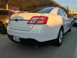 Ford Taurus